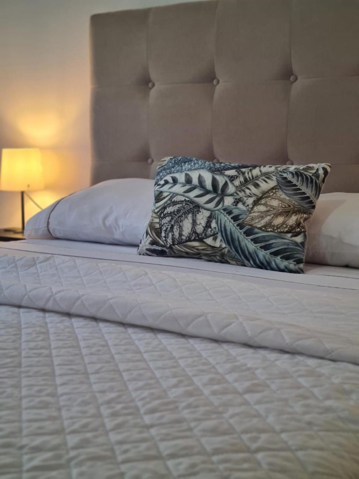 Harbour'S Way, Spacious And Cosy Apartment, With Ac Olhão Eksteriør bilde